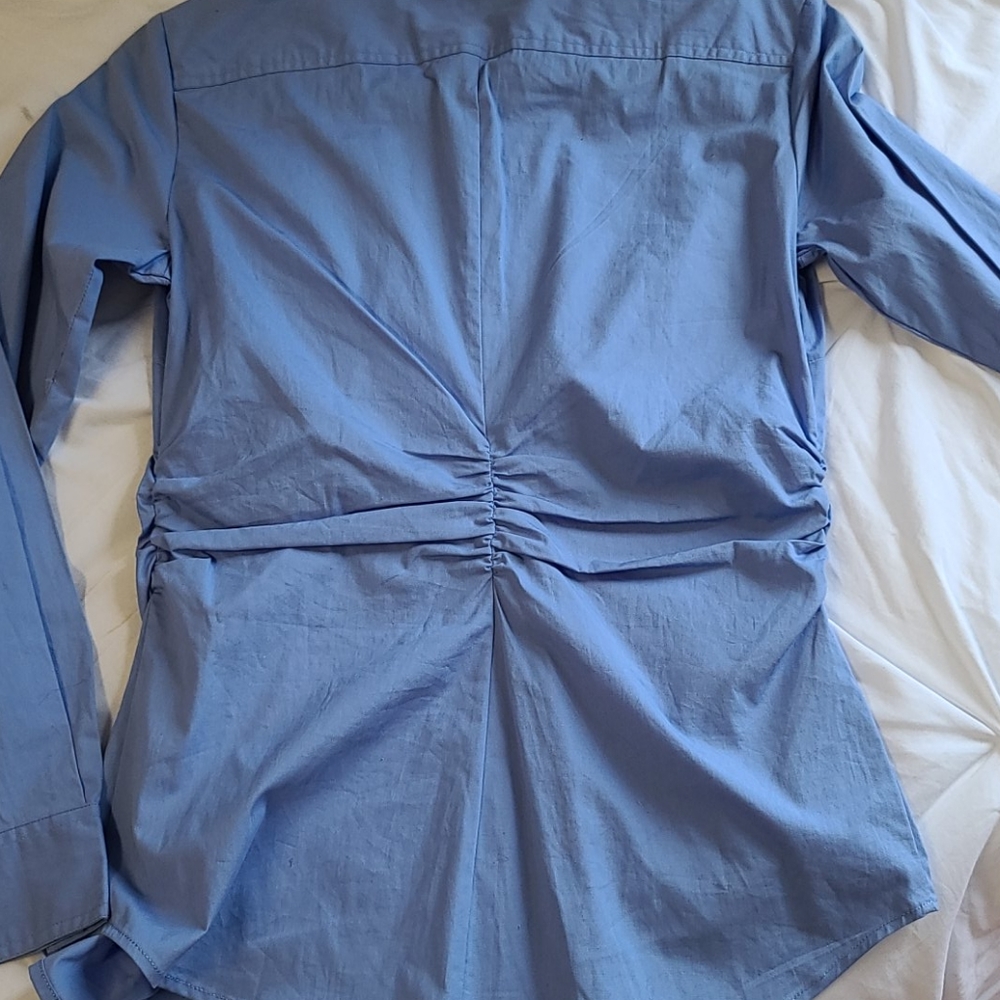 blue button-up fitted woman's top - Picture 4 of 4